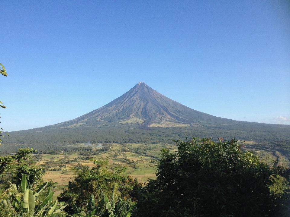 Famous for its “Perfect Cone”, the Mayon Volcano is the Philippines’ most active volcano and the most popular tourist destination in the Bicol Region. With a height of 2,463 meters, it is the centerpiece of the Albay province, which is about 300 kilometers southeast of Manila, the capital of the Philippines.