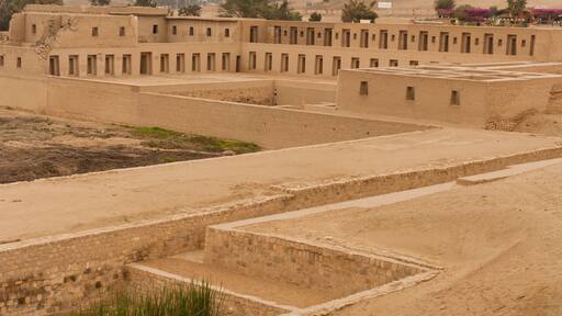 Pachacamac Ruins showing heritage elements, a ruin and tranquil scenes