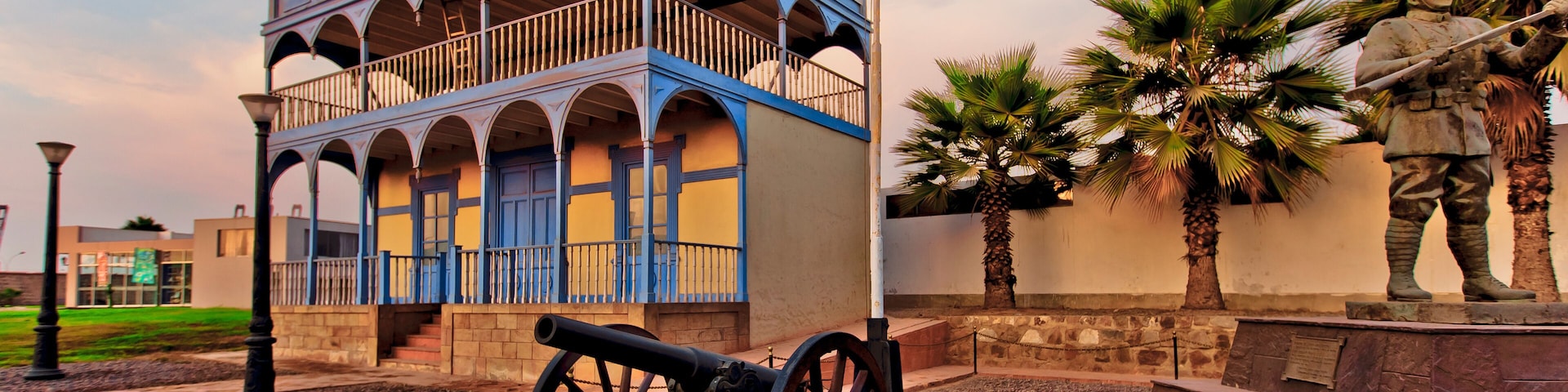 The Real Felipe Fortress was built to defend the main Peruvian port and the city of Lima from pirates and corsairs during colonial times.