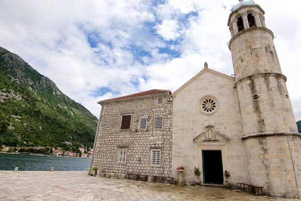 Nuestra Señora de las Rocas