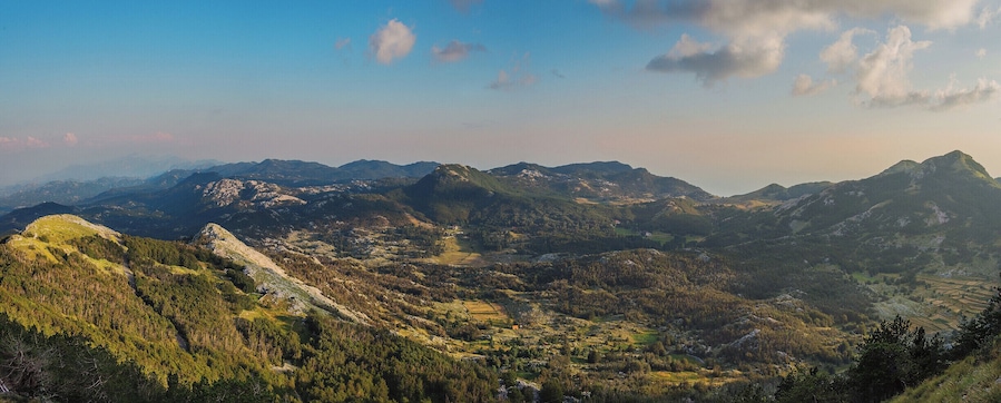 Enjoy the pleasure of finding the clouds