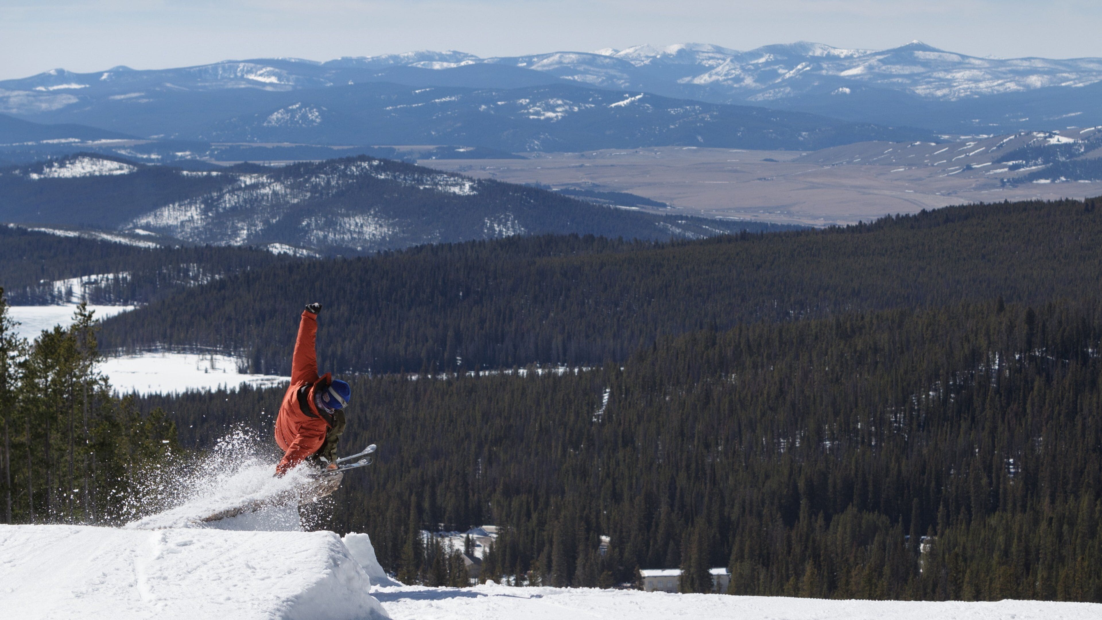 Discovery Ski Area bevat vredige uitzichten, skiën en sneeuw