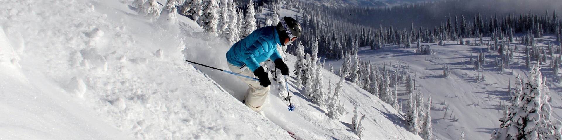 Whitefish Mountain Ski Resort which includes snow and snow skiing
