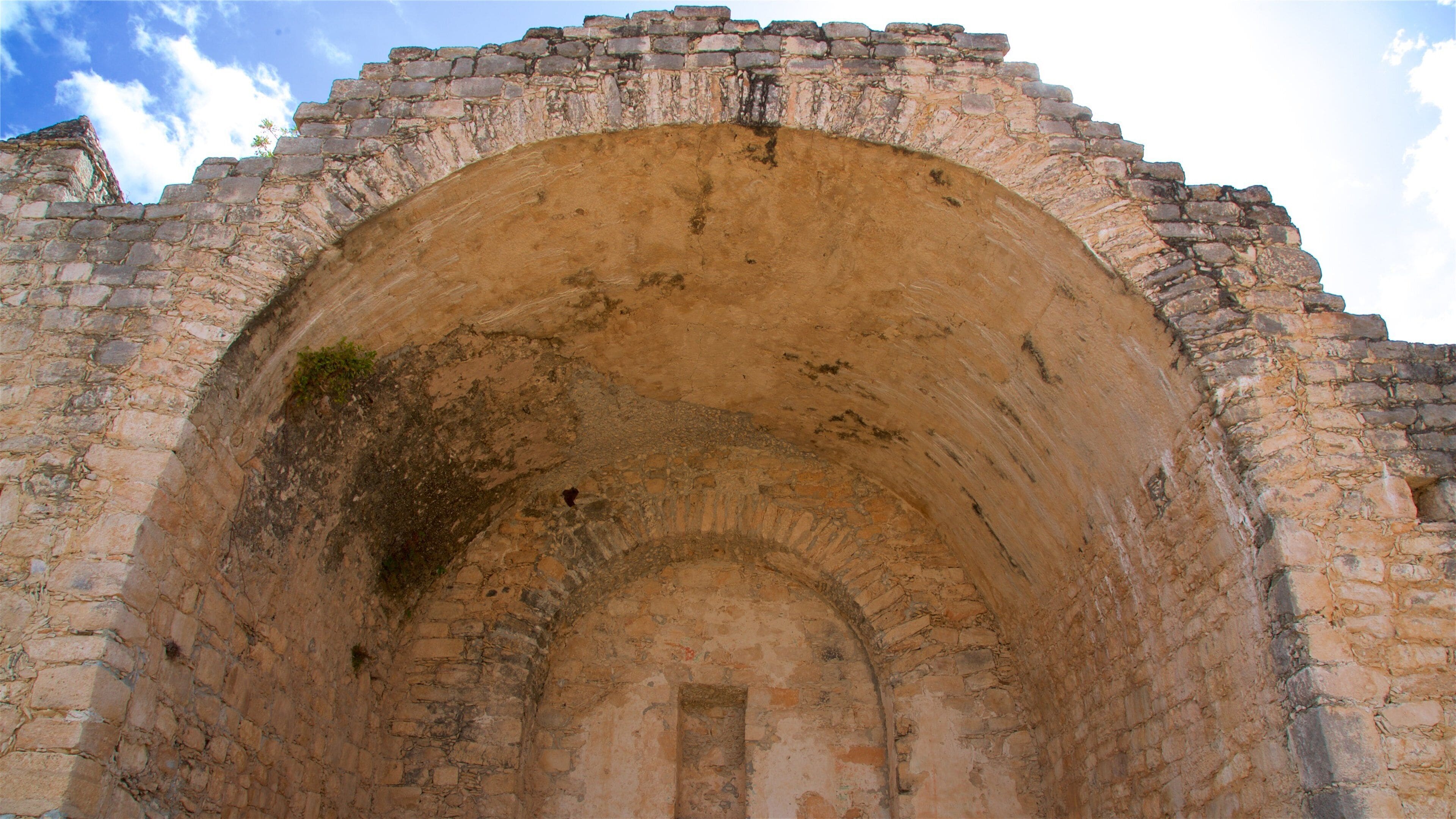 Dzibilchaltun Ruins featuring heritage elements