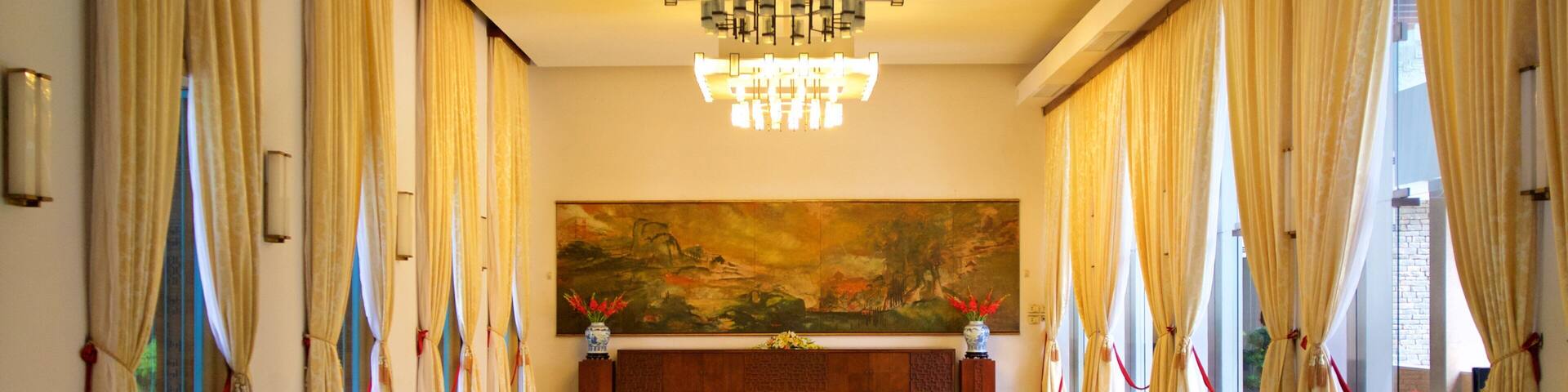 Reunification Palace featuring interior views and a castle