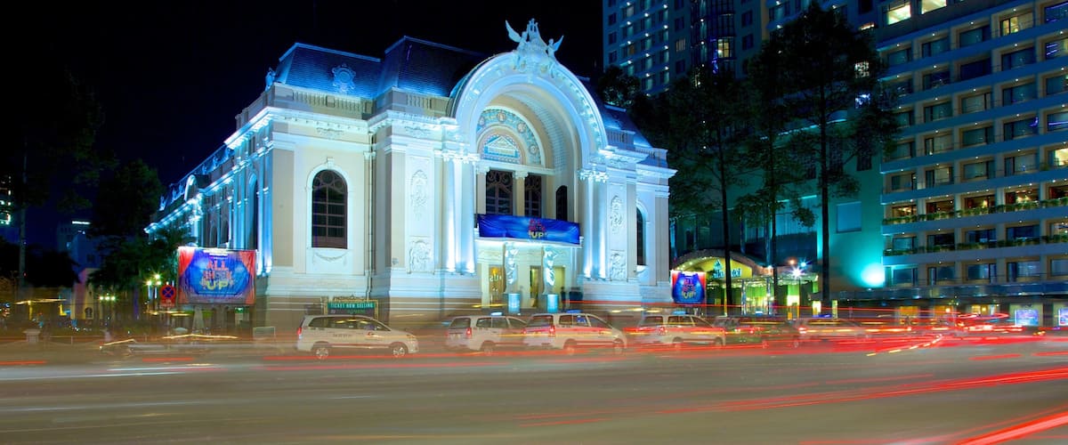 Opera House showing night scenes, street scenes and a city