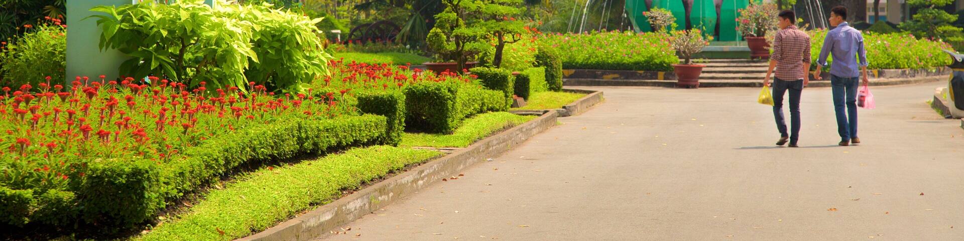 Jardin botanique et zoologique de SaĂŻgon montrant parc et animaux de zoo