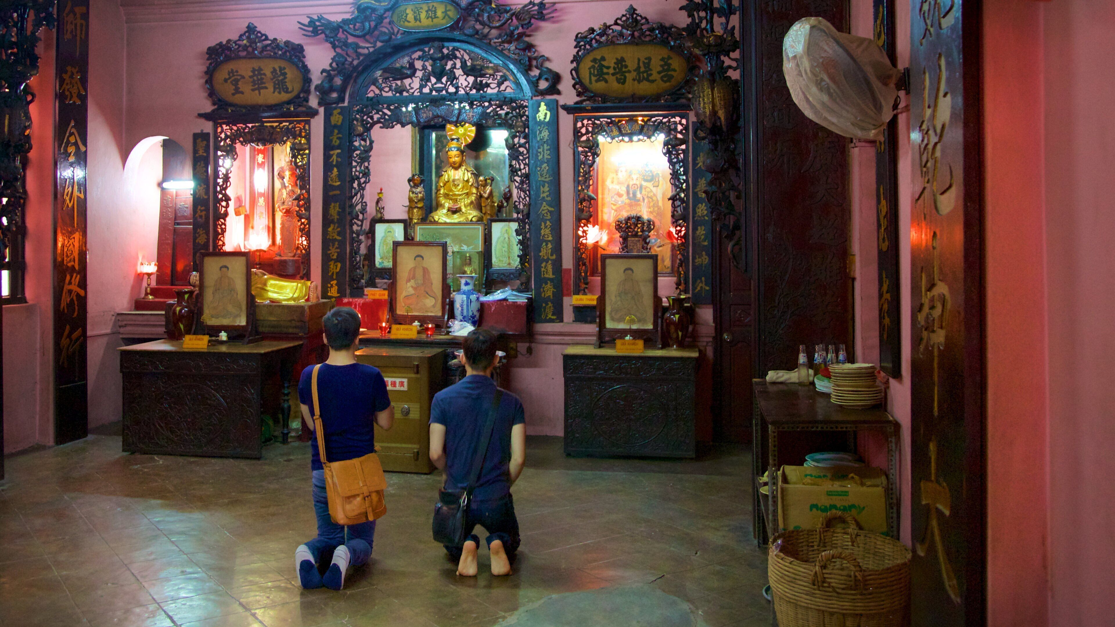Pagode des Jadekaisers das einen Tempel oder Andachtsstätte, religiöse Elemente und Innenansichten