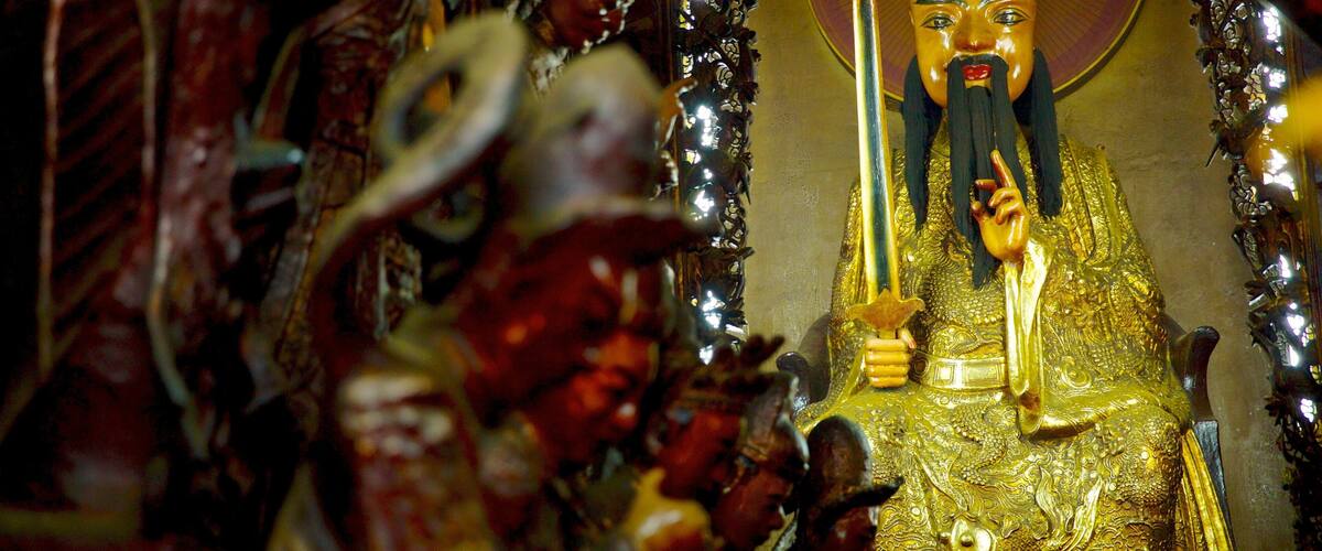 Phuoc Hai-pagode toont religieuze elementen en interieur