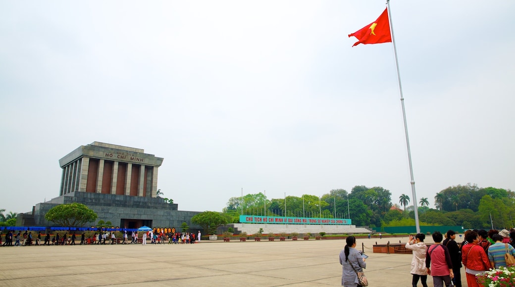 Mausoleum van Ho Chi Minh inclusief een monument