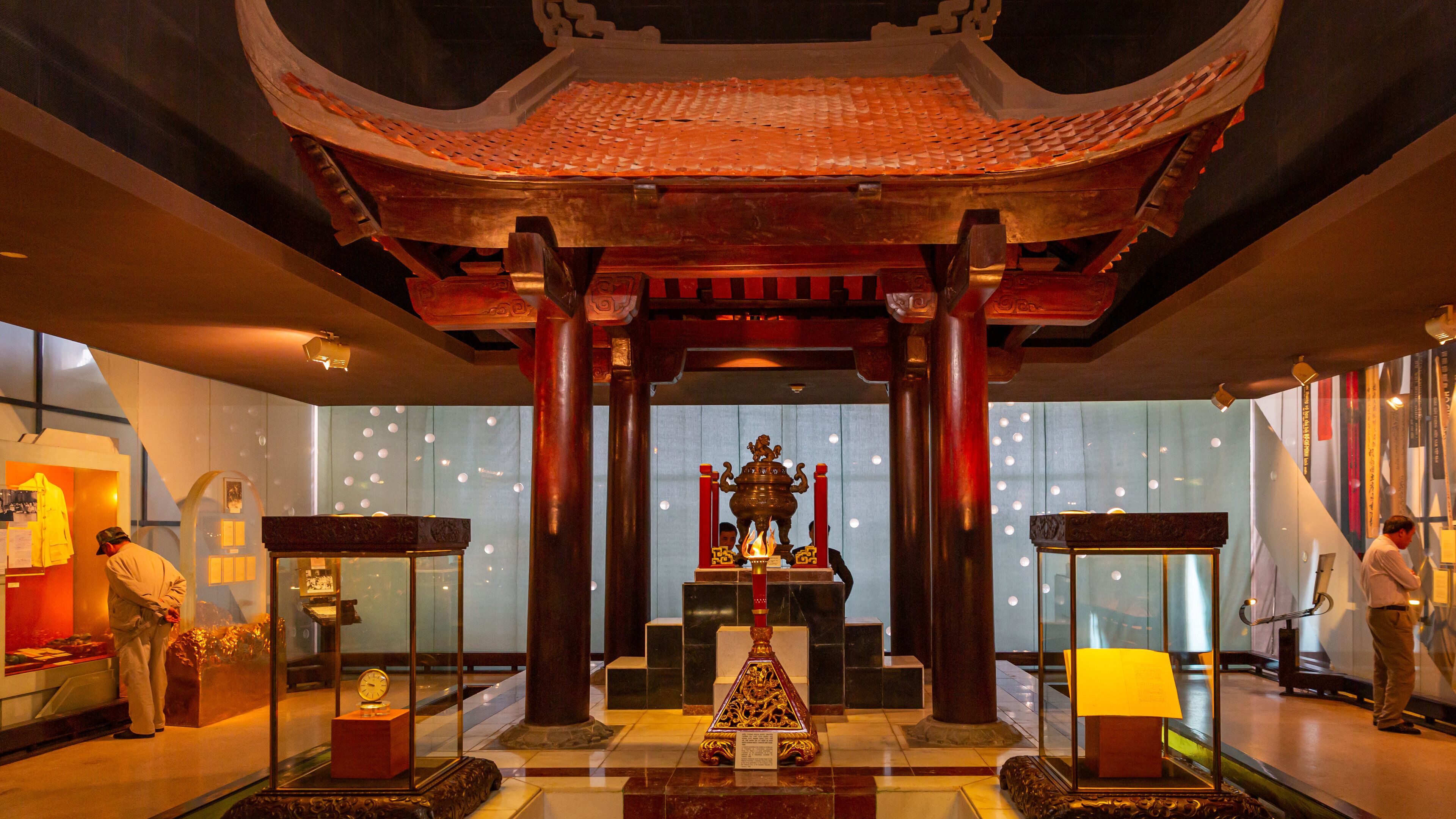 Ho Chi Minh Museum showing heritage elements and interior views