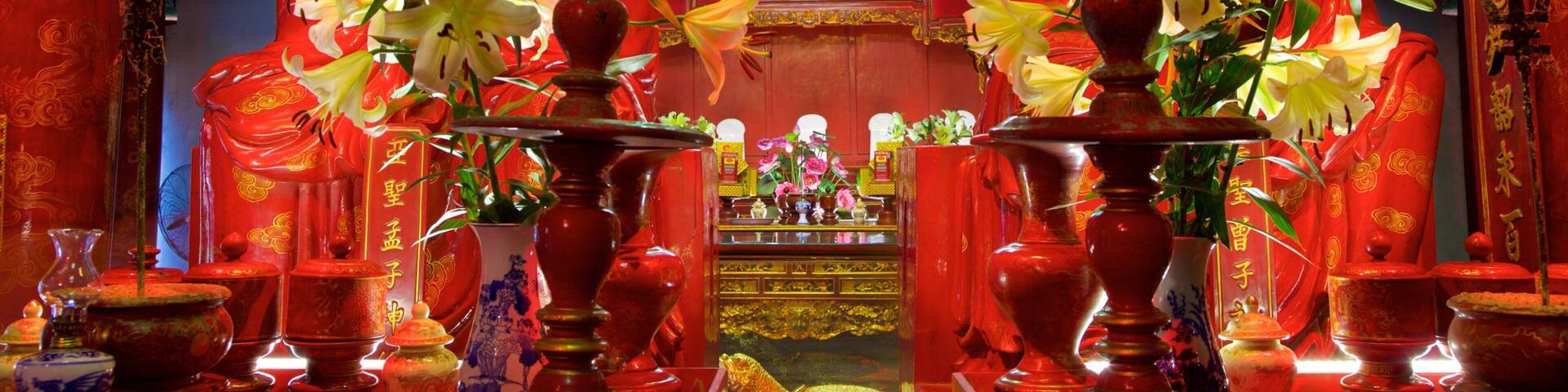 Literaturtempel welches beinhaltet Innenansichten, Tempel oder Andachtsstätte und religiöse Elemente