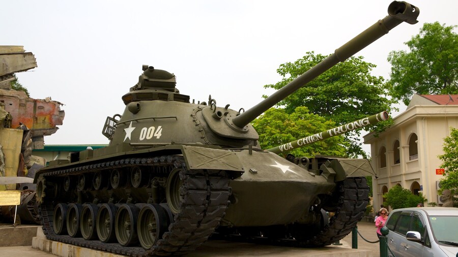 Bảo tàng Chiến tranh Hà Nội trong đó bao gồm quân sự