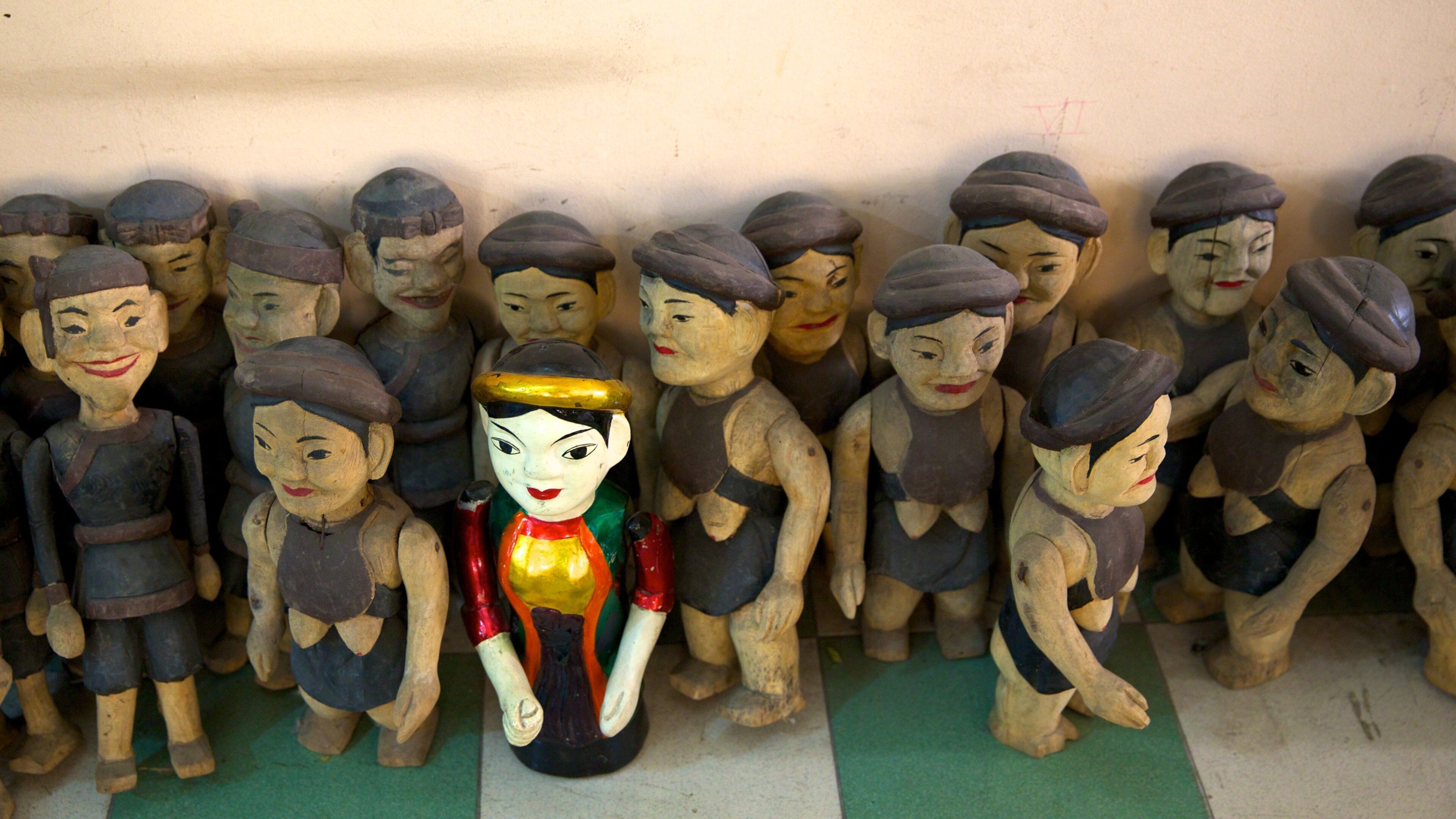 Teatro Thang Long Water Puppet que incluye escenas de teatro y vistas de interior