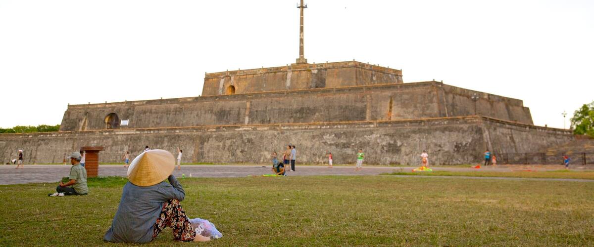 Kaiserstadt welches beinhaltet Geschichtliches