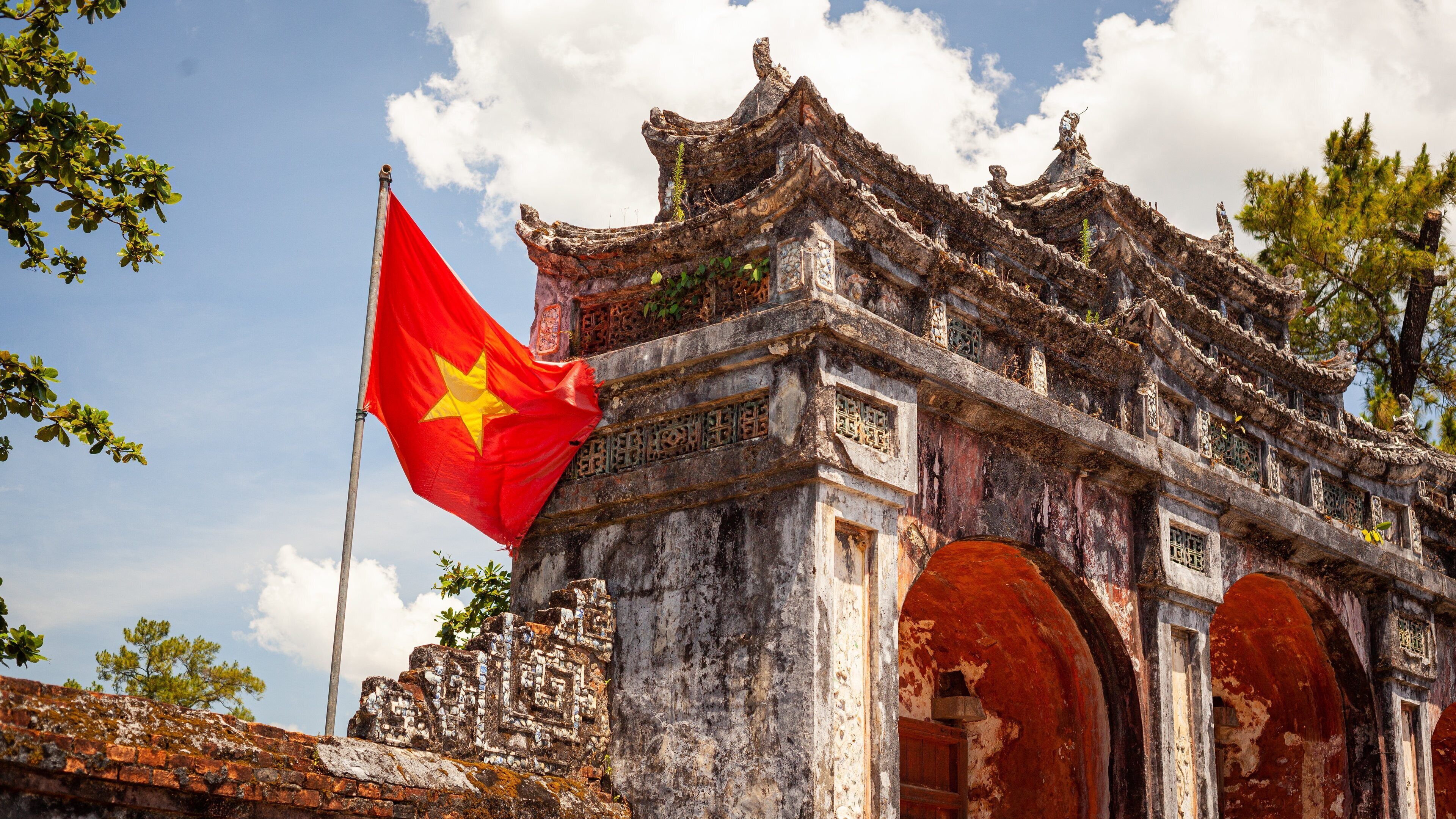 Tomb of Minh Mang which includes heritage architecture