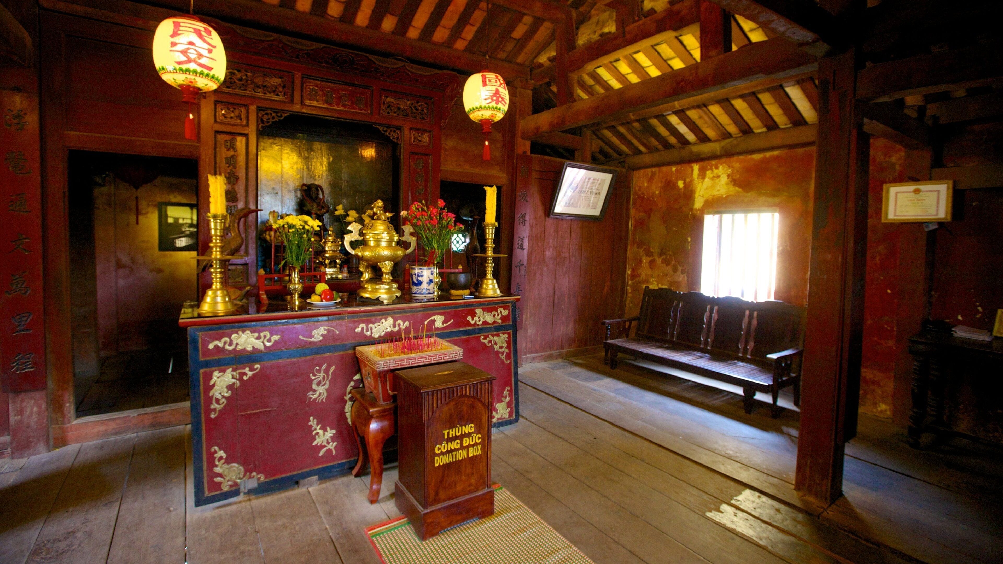 Japanese Bridge showing interior views and heritage architecture