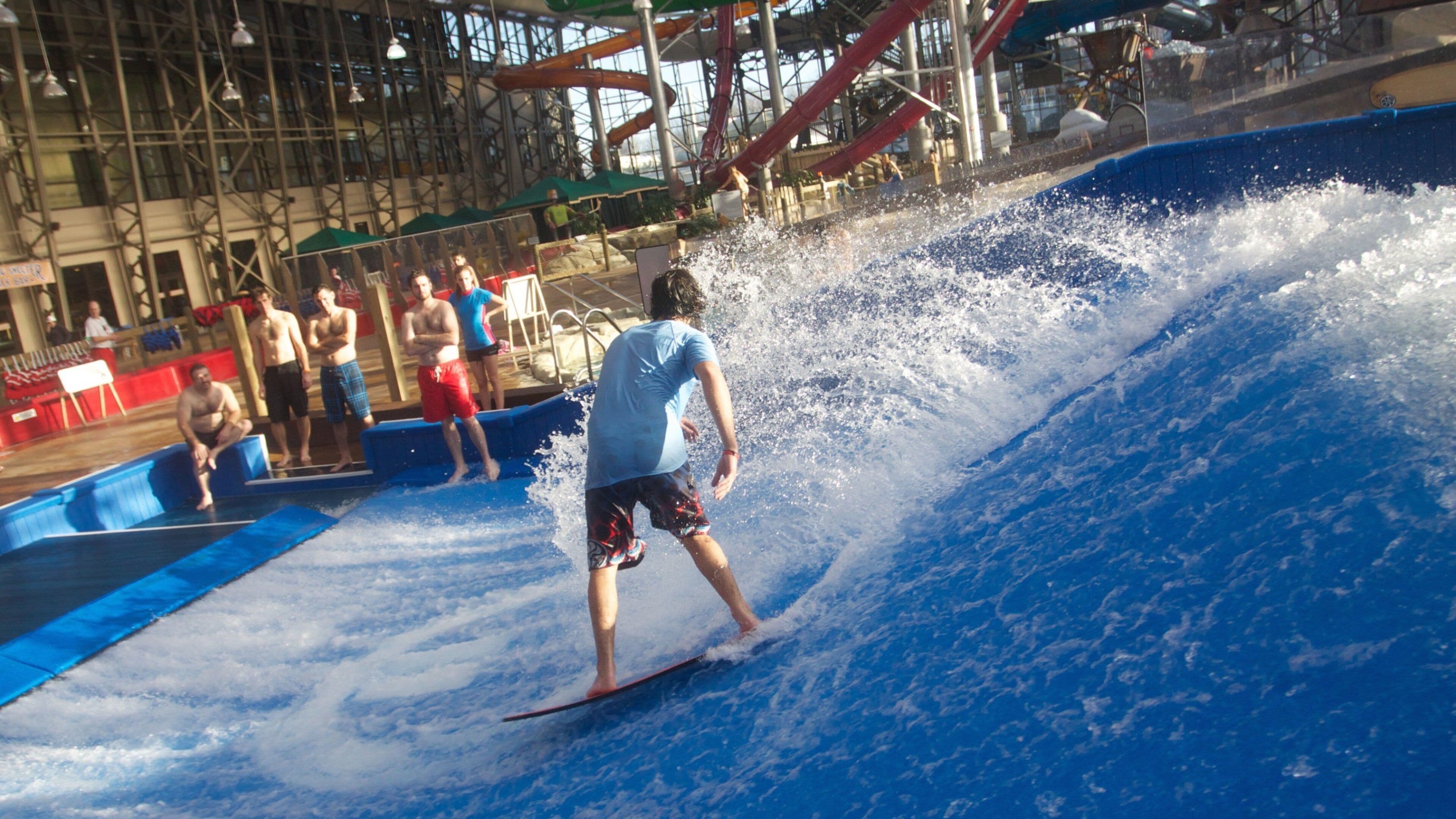 傑伊峰滑雪勝地 其中包括 遊樂設施 以及 一小群人