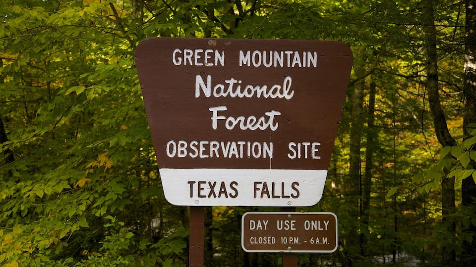 A sign for the Green Mountain National Forest Observation Site in Texas Falls.