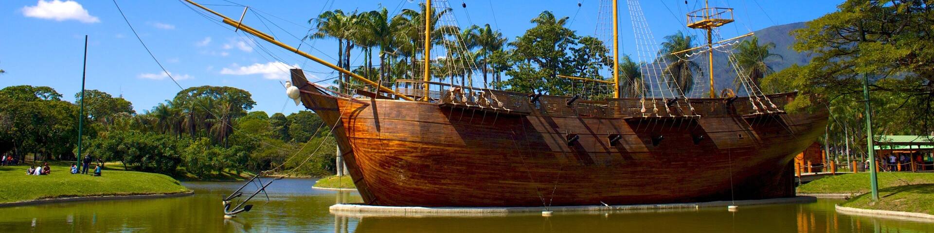 East Park mettant en vedette art en plein air