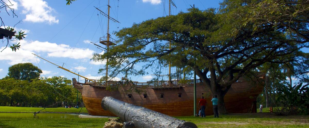 East Park featuring a park and military items