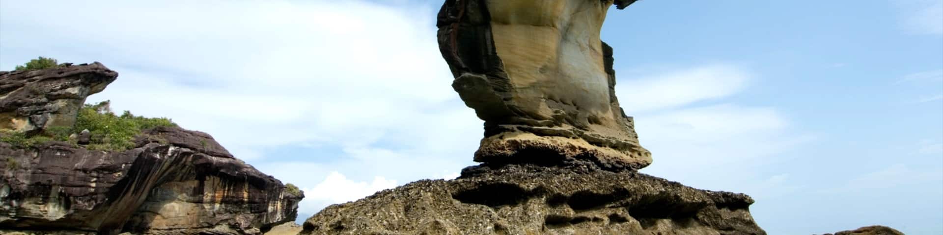 Parque Nacional de Bako ofreciendo escenas tropicales y costa rocosa