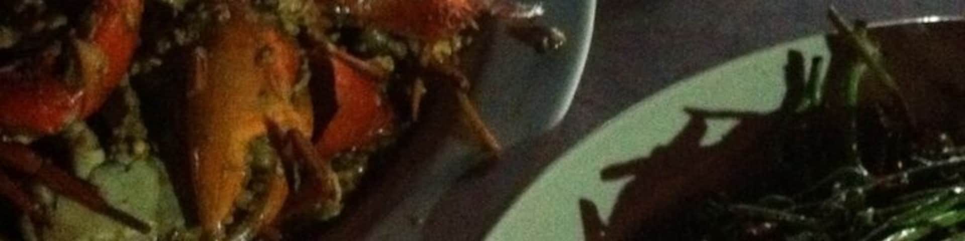 Seafood galore. Many stalls here so choose the one you are comfortable with. Try local vegetables like midin and pucuk manis.