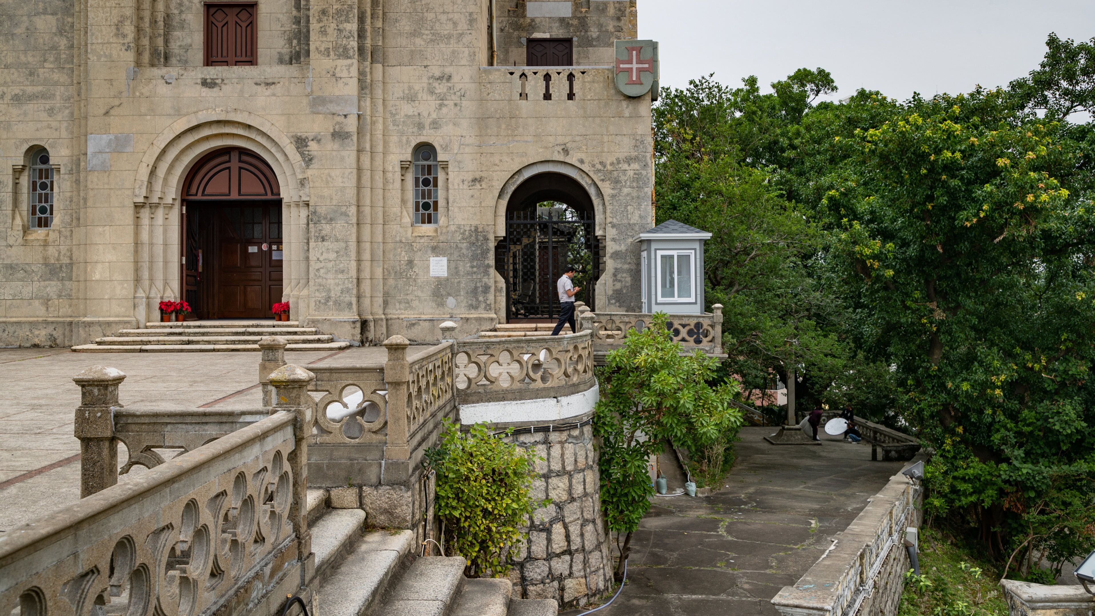Chapel of our Lady of Penha which includes heritage elements and chateau or palace