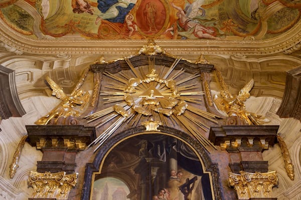 Barockpalatset som visar interiörer, historisk arkitektur och chateau eller palats