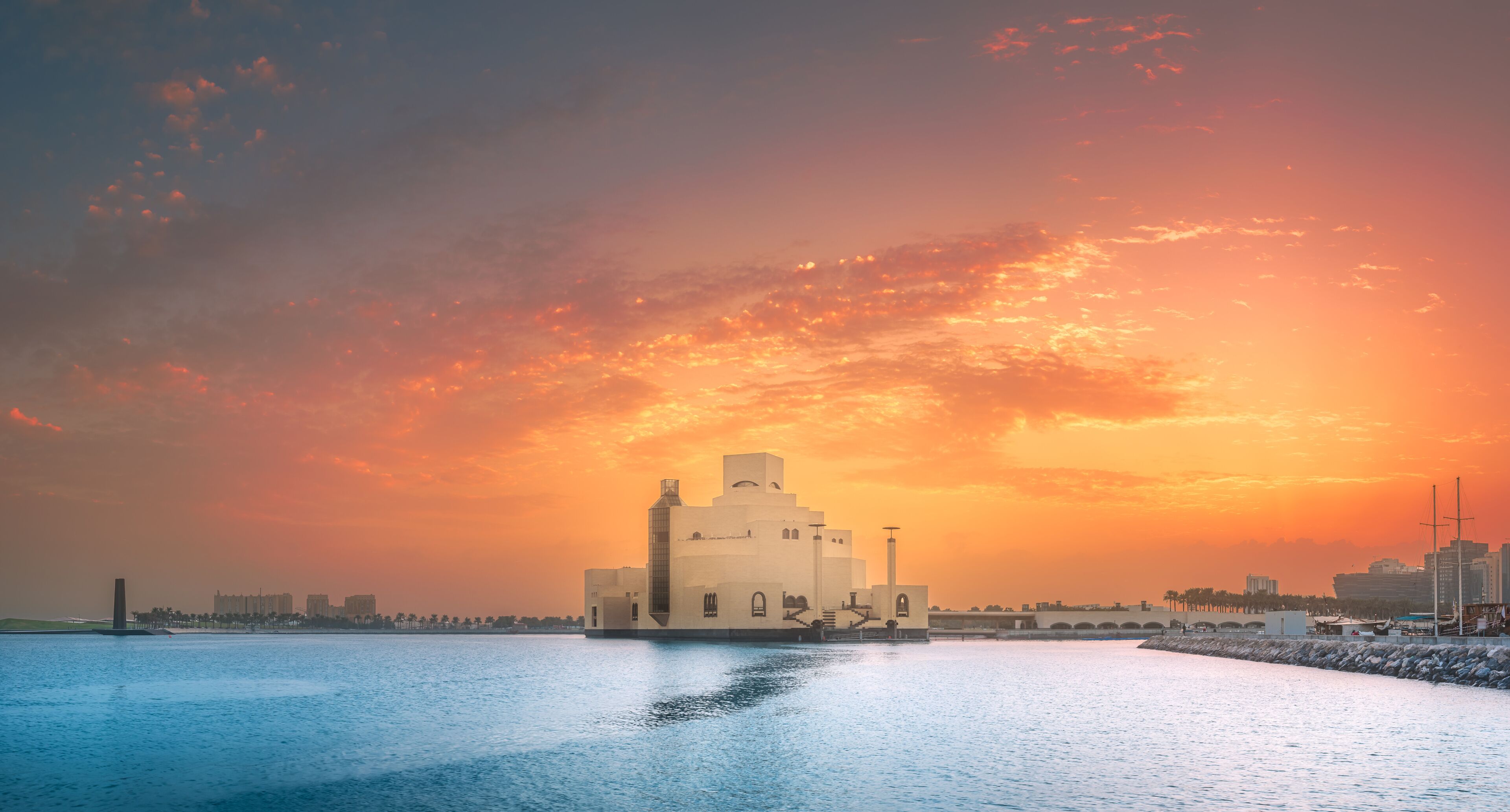 Seafront of Doha park and East Mound-Skyline view