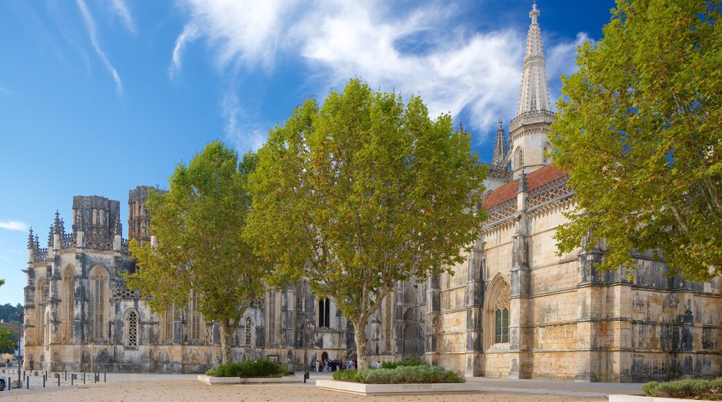 Batalha Monastery showing heritage architecture