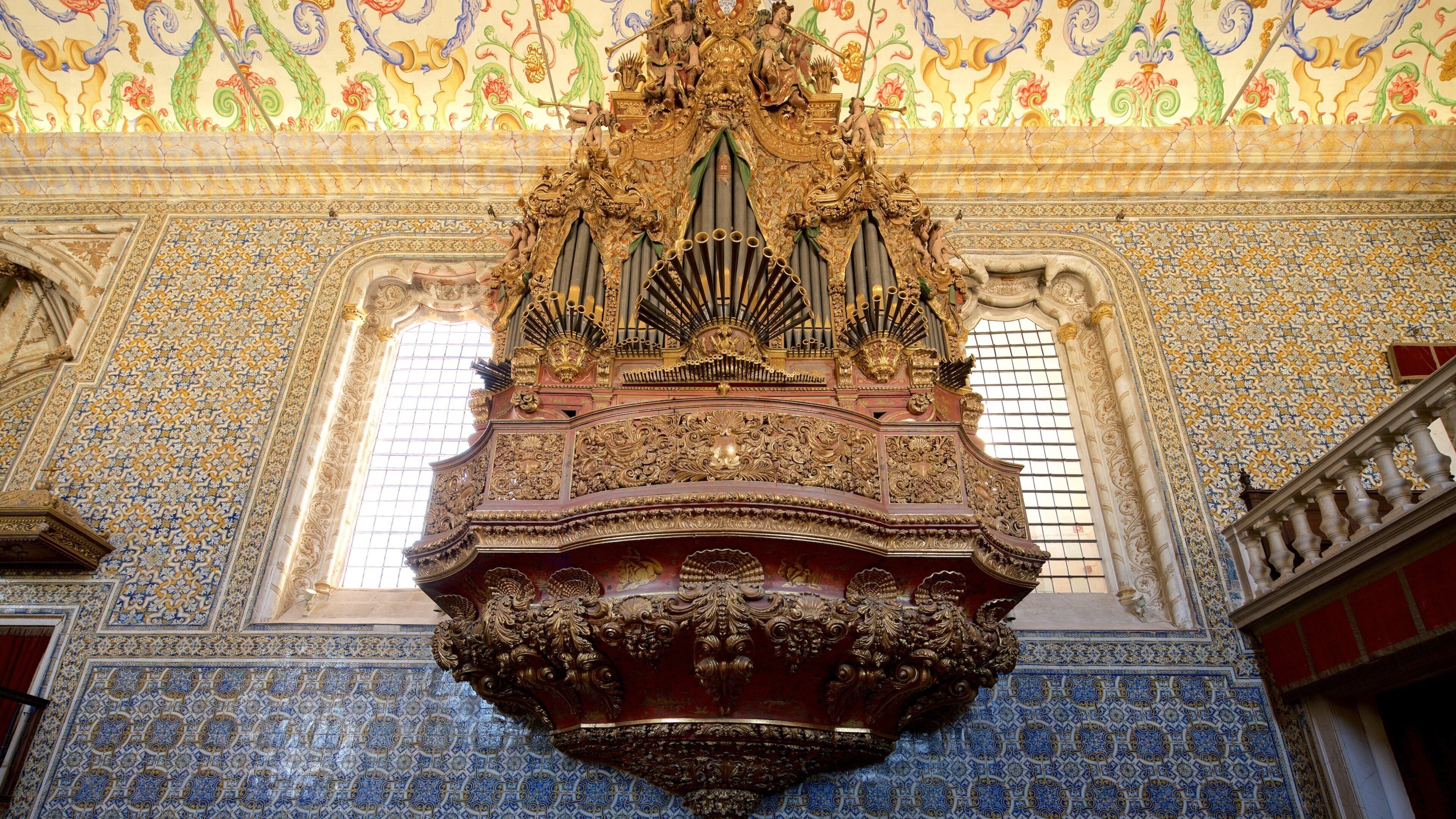 Coimbra Universitet som inkluderer kulturarv og innendørs