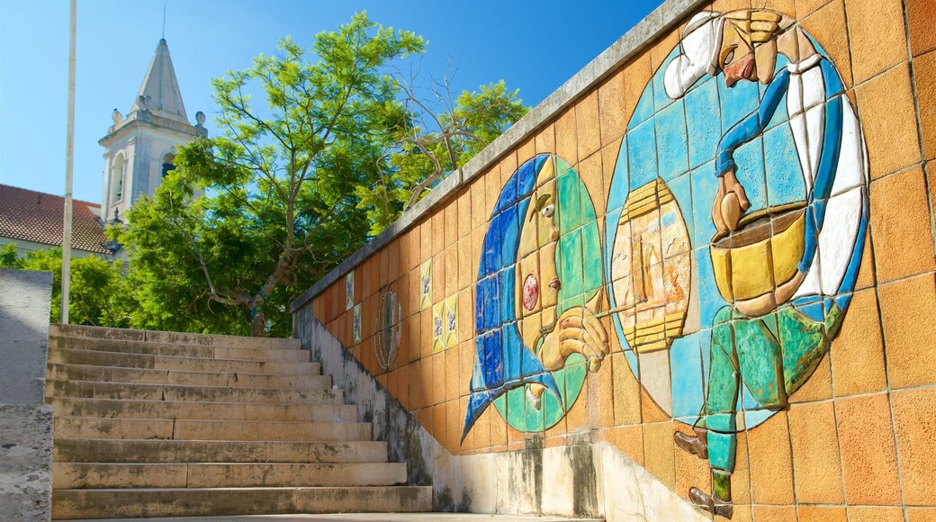 Praca da Republica which includes outdoor art