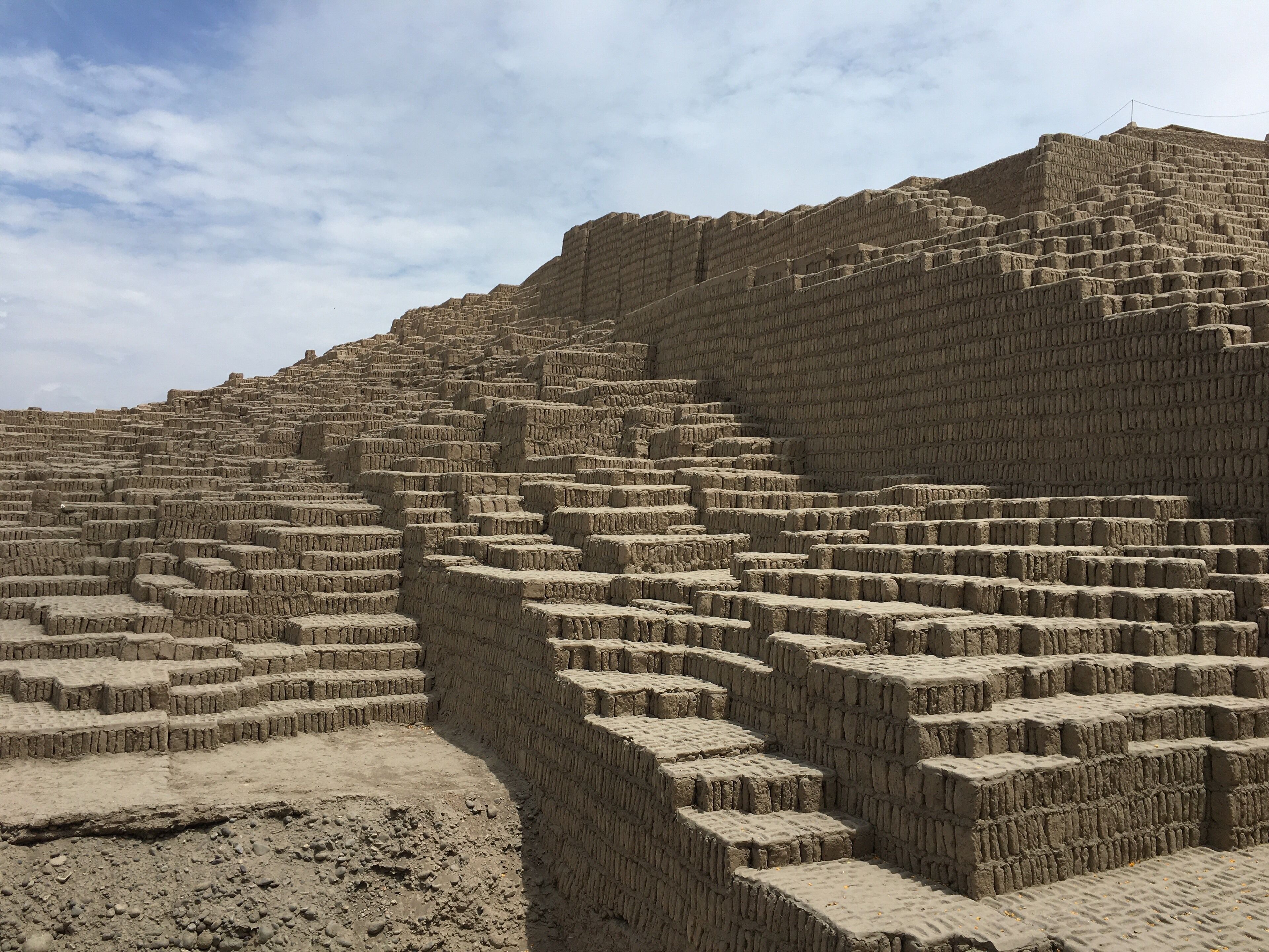 Who would’ve thought there was a pre Incan pyramid right in the heart of Lima Peru?