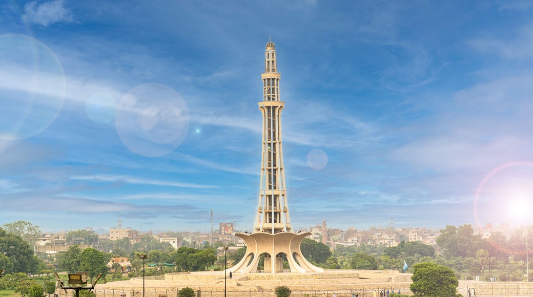 Minae-e-Pakistan Lahore with cloudy weather, Pujnab Pakistan