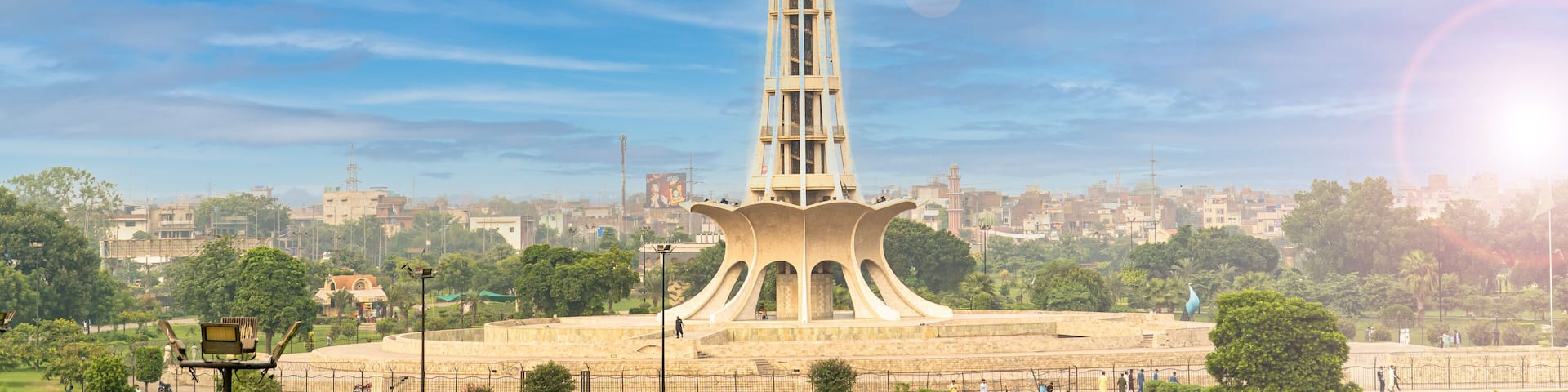 Minae-e-Pakistan Lahore with cloudy weather, Pujnab Pakistan