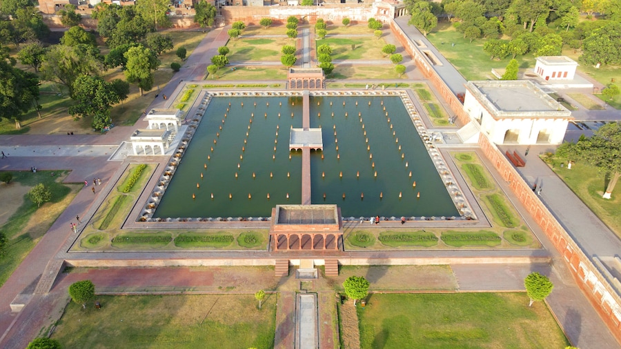 Shalimar Gardens, Lahore Mughal Architecture ,shahi qila
