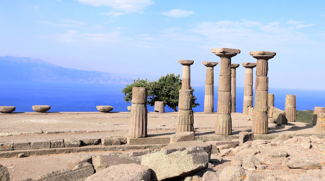 Ancient columns of Athena Temple, Assos, Canakkale, Turkey