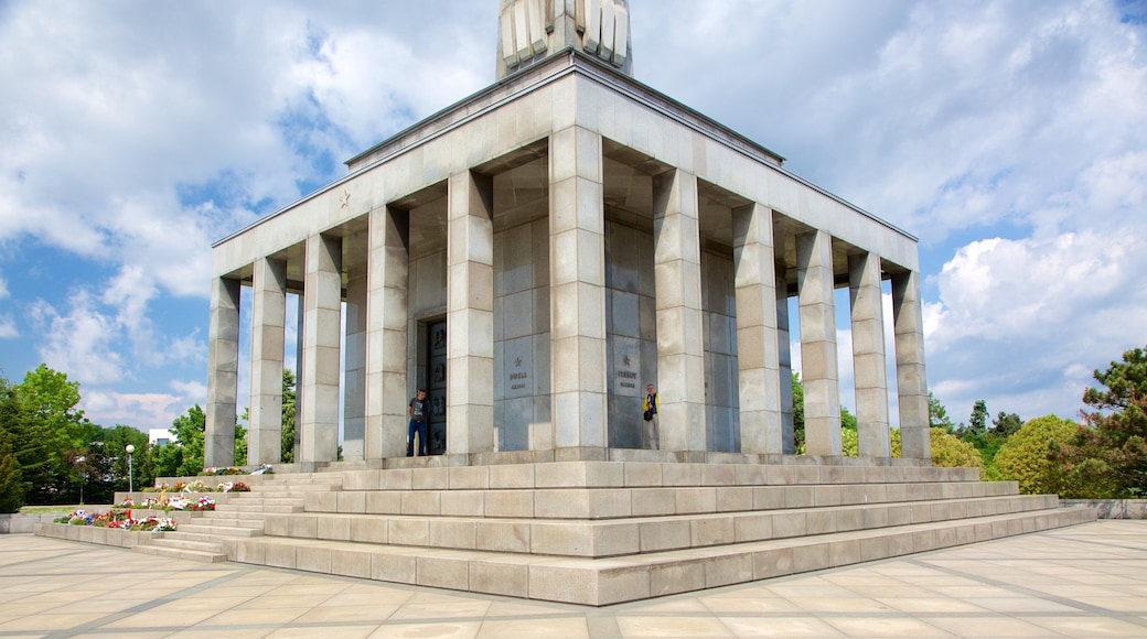 Slavin Monument どの含み 記念建造物