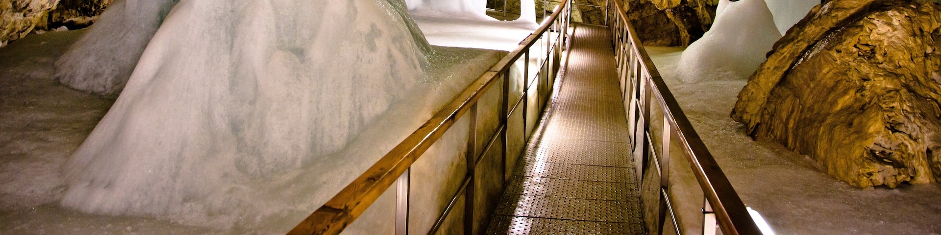 0_20fb3601-d928-470a-a30c-32af3de8e8df_raw