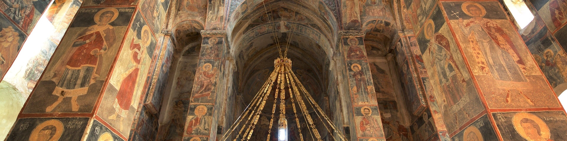 ํ๋ฃจ์ฌ์นด ๊ณ ๋ผ ๊ตญ๋ฆฝ๊ณต์ ์ ํน์ง ์ข
๊ต์  ์ธก๋ฉด ๊ณผ ์ค๋ด ์ ๊ฒฝ