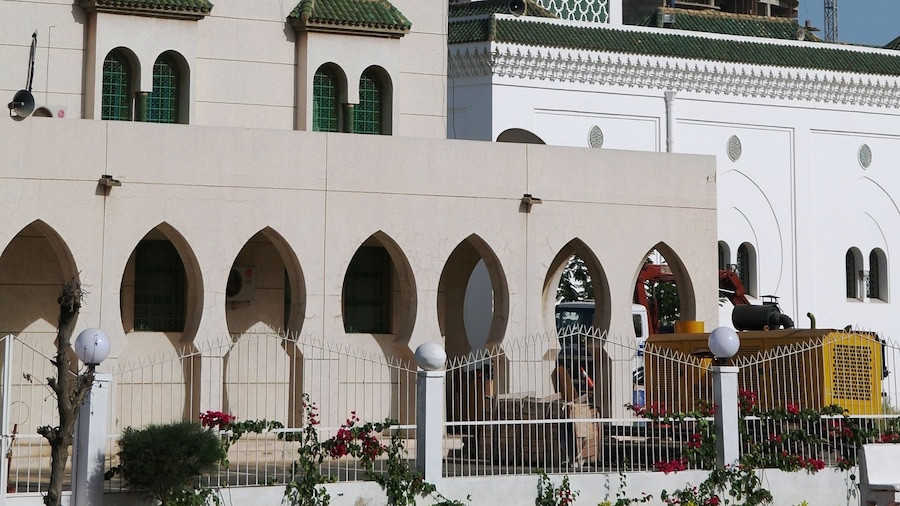 Exterior view to Grand Mosque in Dakar, Senegal