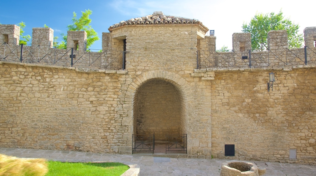 Guaita Tower featuring chateau or palace and heritage elements