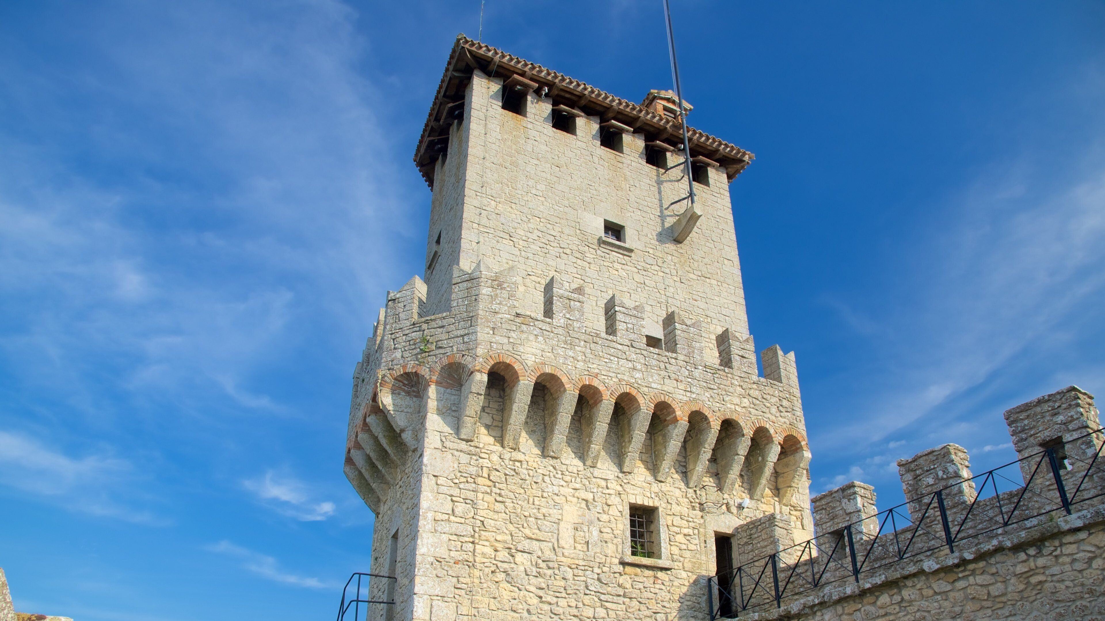 Guaita-tårnet som viser kulturarv og palass