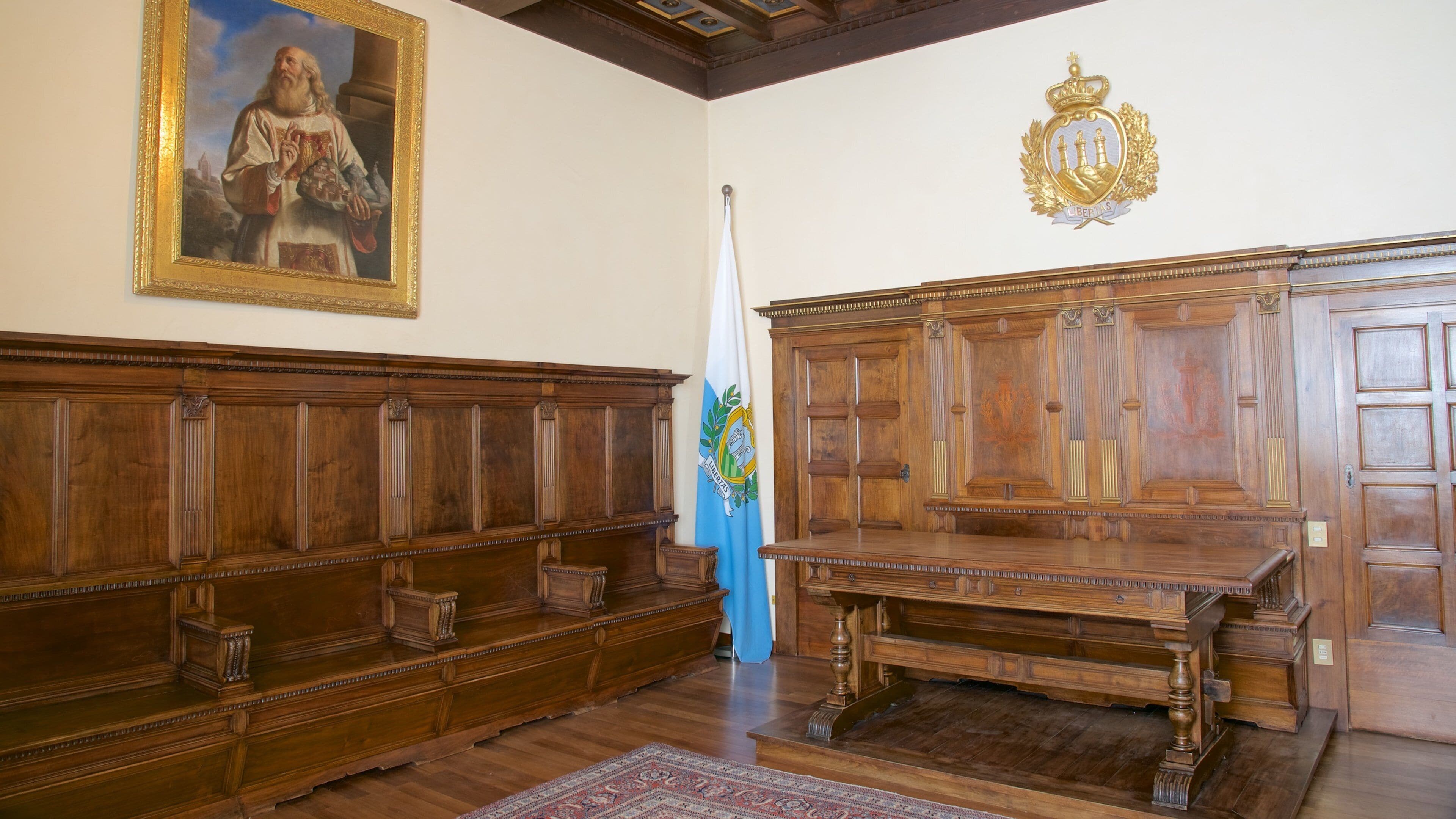 Palazzo Pubblico showing an administrative buidling, interior views and art