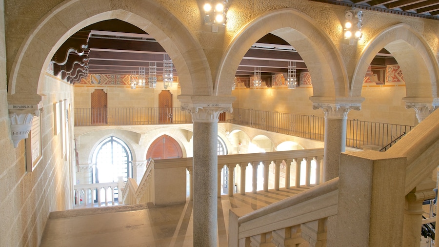 Palazzo Pubblico showing heritage architecture, interior views and an administrative buidling