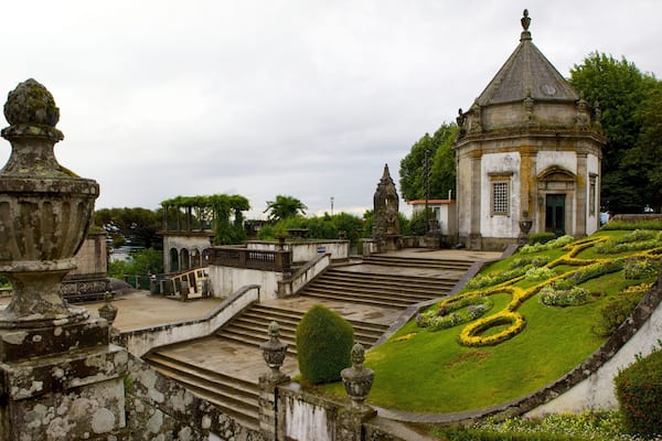 Bom Jesus do Monte das einen Garten, Geschichtliches und Nebel