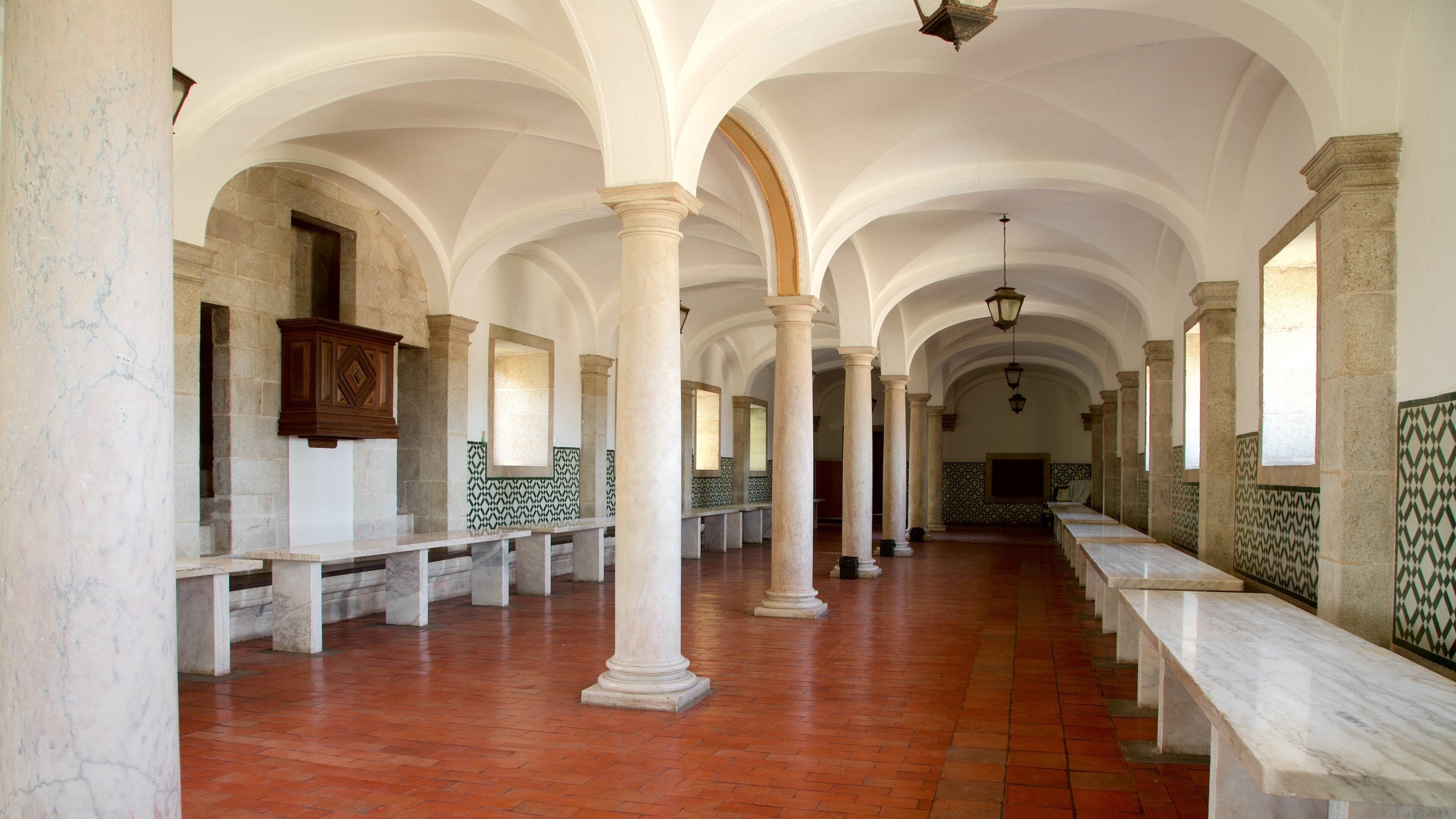 Universidad de Évora mostrando vistas de interior