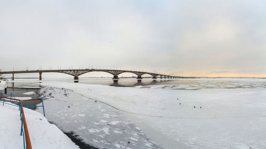 Pont de Saratov