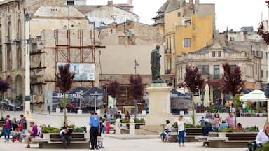 Ovid Square qui includes patrimoine architectural